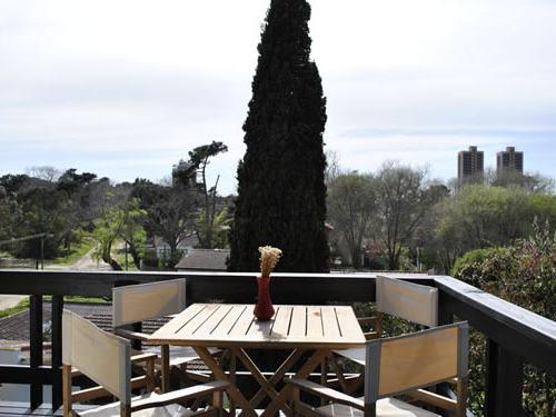 Alquilo Departamentos Los Paraisos en Villa Gesell zona  a 500 Mts de la Playa