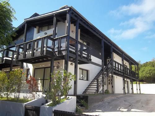 Los Paraisos: Departamentos en Villa Gesell zona Centro Comercial