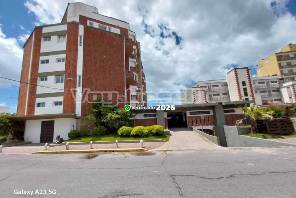Alquilo Departamentos Marbella Playa en Villa Gesell zona  a 20 mts de la Playa Acceso a Cocheras por Av 1