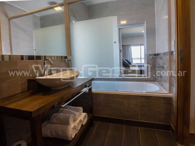 Alquilo Hotel Mis Soles en Villa Gesell zona  a 50 mts de la Playa