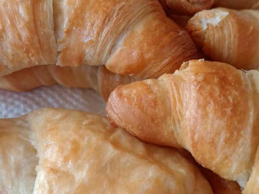 Alquilo Hotel Mis Soles en Villa Gesell zona  a 50 mts de la Playa