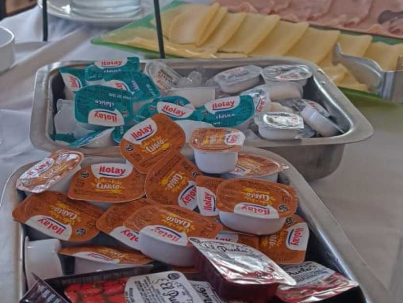 Alquilo Hotel Mis Soles en Villa Gesell zona  a 50 mts de la Playa