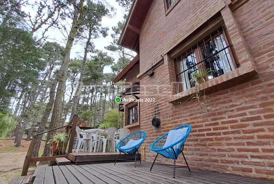 Alquilo Complejo de Cabañas Poetas del Bosque en Mar Azul zona  a 500 mts de la Playa