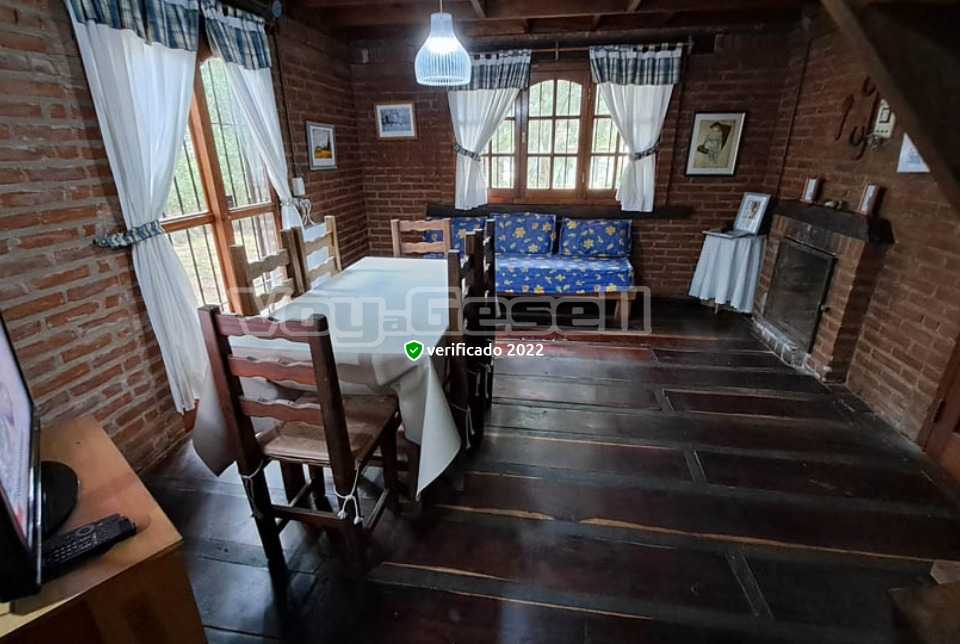 Alquilo Complejo de Cabañas Poetas del Bosque en Mar Azul zona  a 500 mts de la Playa 