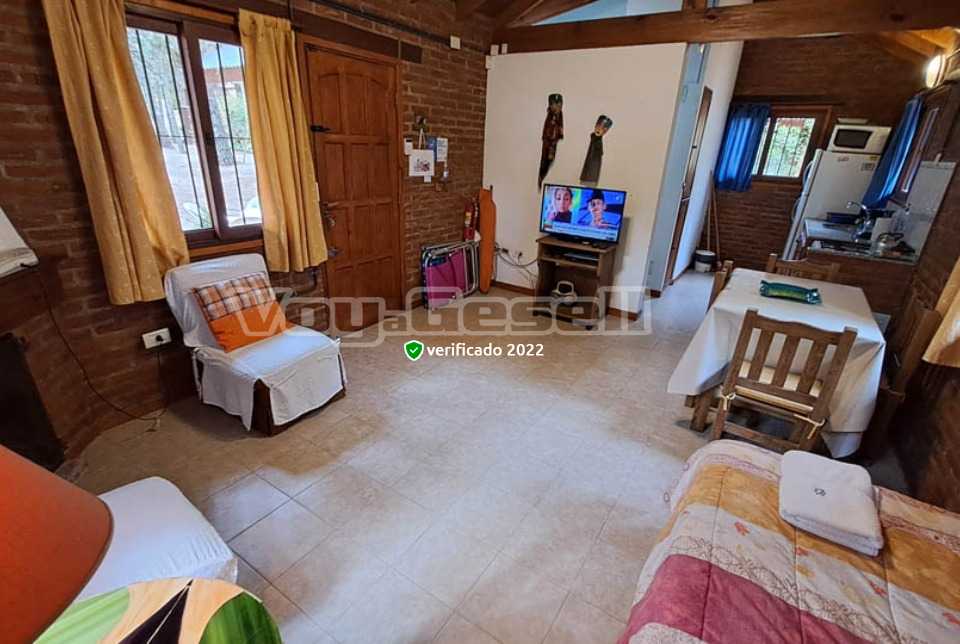 Alquilo Complejo de Cabañas Poetas del Bosque en Mar Azul zona  a 500 mts de la Playa