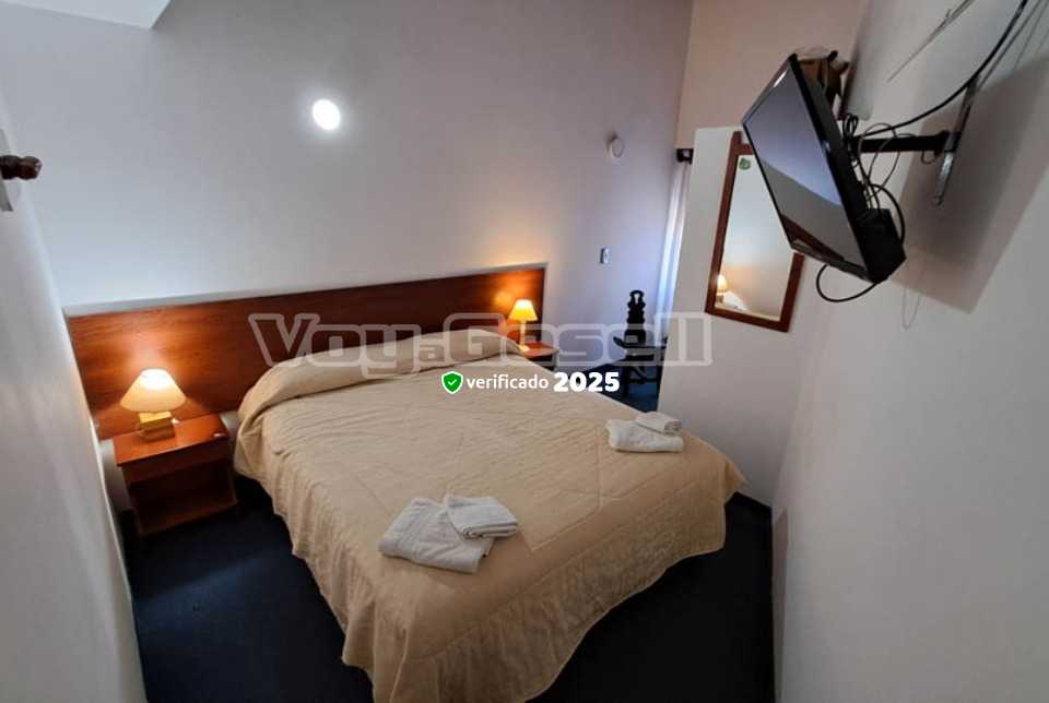 Alquilo Departamentos con Servicios Rosas Rojas en Villa Gesell zona  a 200 Mts de la Playa