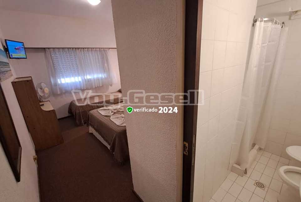 Alquilo Hostería Santa Barbara en Villa Gesell zona  a 100 mts de la Playa