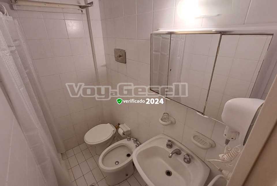 Alquilo Hostería Santa Barbara en Villa Gesell zona  a 100 mts de la Playa