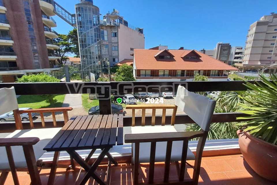 Alquilo Hostería Santa Barbara en Villa Gesell zona  a 100 mts de la Playa