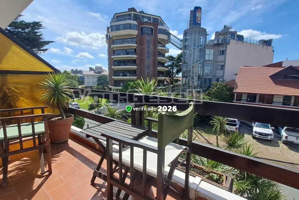 Alquilo Hostería Santa Barbara en Villa Gesell zona  a 100 mts de la Playa