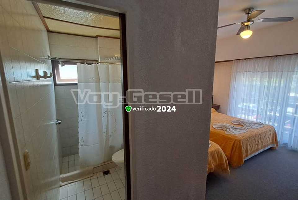 Alquilo Hotel Santa Barbara en Villa Gesell zona  a 100 mts de la Playa