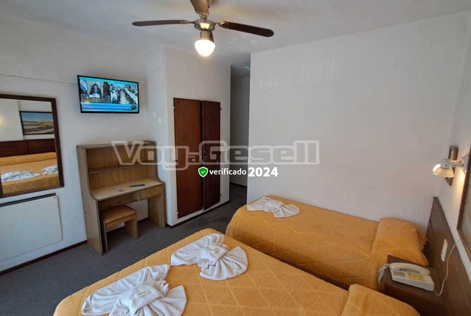 Alquilo Hotel Santa Barbara en Villa Gesell zona  a 100 mts de la Playa