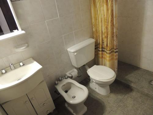 Alquilo Hotel Spileon en Villa Gesell zona  a 150 mts de la Playa