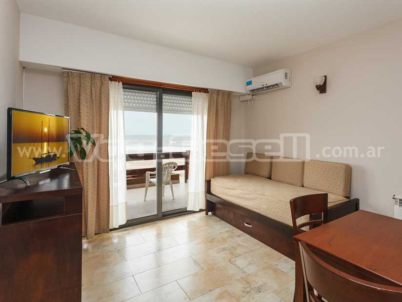 Alquilo Apart Hotel Terrazas Playa en Villa Gesell zona  a 10 Mts de la Playa