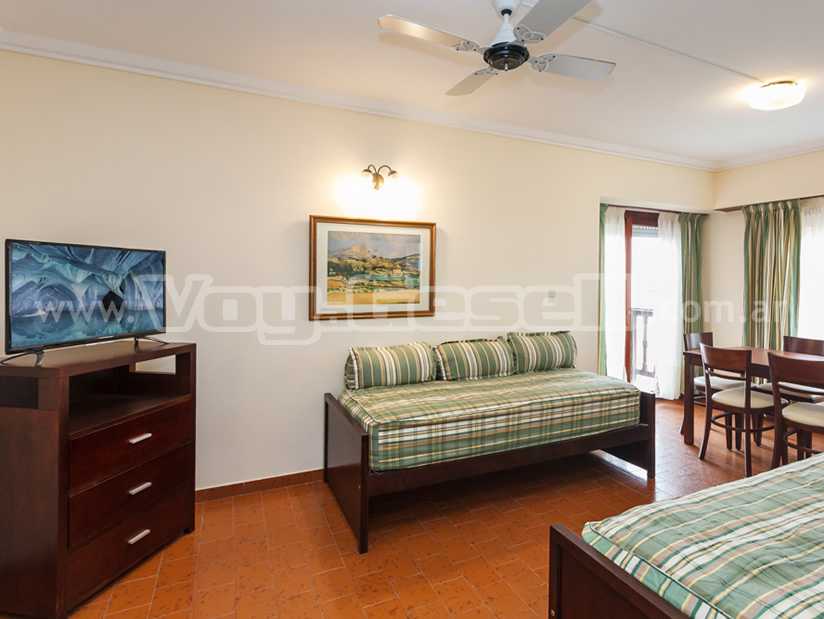 Alquilo Apart Hotel Terrazas Playa en Villa Gesell zona  a 10 Mts de la Playa