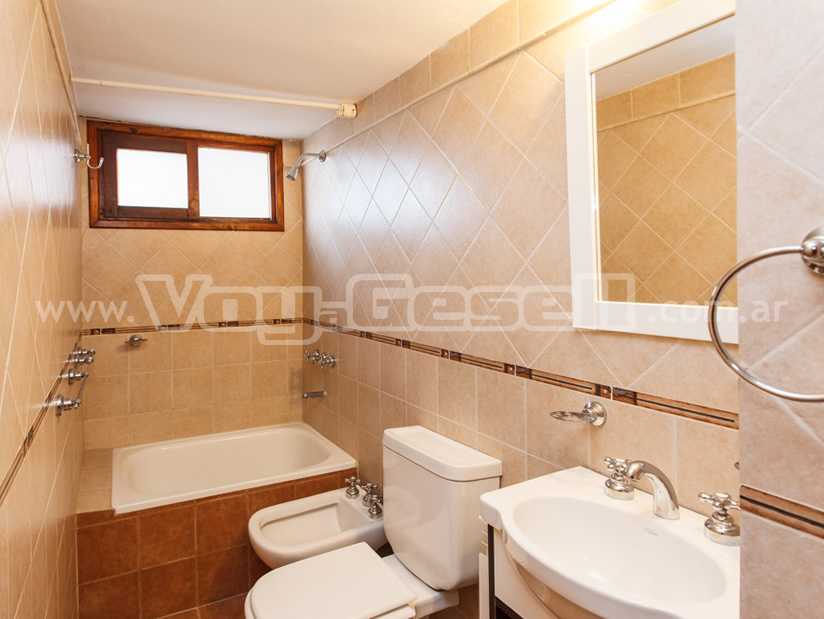 Alquilo Apart Hotel Terrazas Playa en Villa Gesell zona  a 10 Mts de la Playa