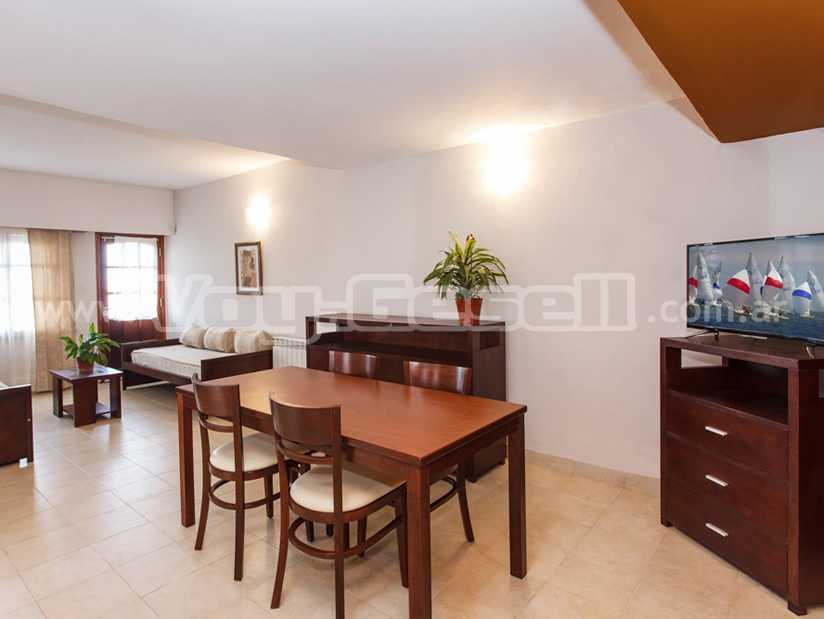 Alquilo Apart Hotel Terrazas Playa en Villa Gesell zona  a 10 Mts de la Playa