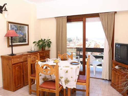 Alquilo Apart Hotel Torre del Sol en Villa Gesell zona  a 20 Mts de la Playa 