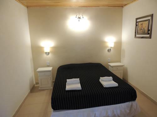 Alquilo Complejo de Cabañas Villa Maya en Villa Gesell zona  a 200 Mts de la Playa