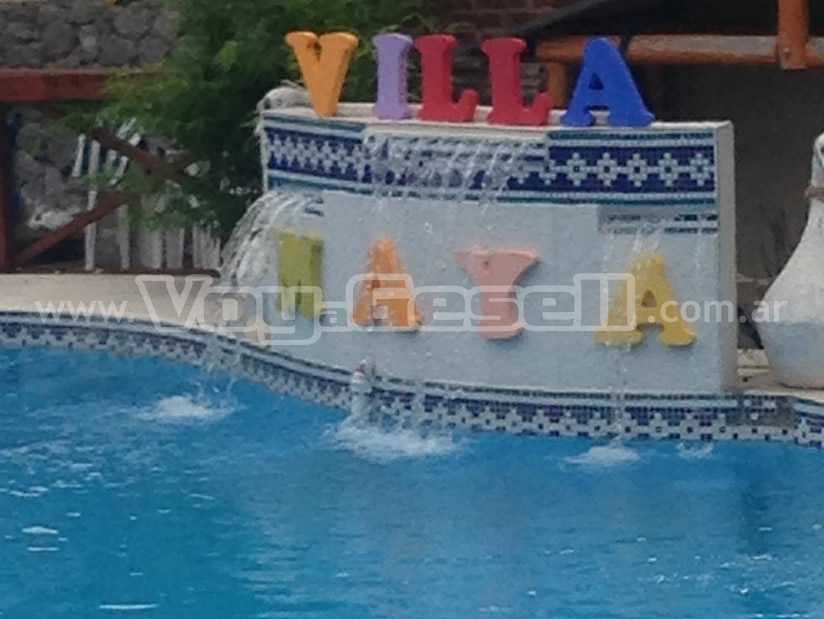 Alquilo Complejo de Cabañas Villa Maya en Villa Gesell zona  a 200 Mts de la Playa