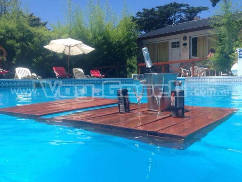 Alquilo Complejo de Cabañas Villa Maya en Villa Gesell zona  a 200 Mts de la Playa 