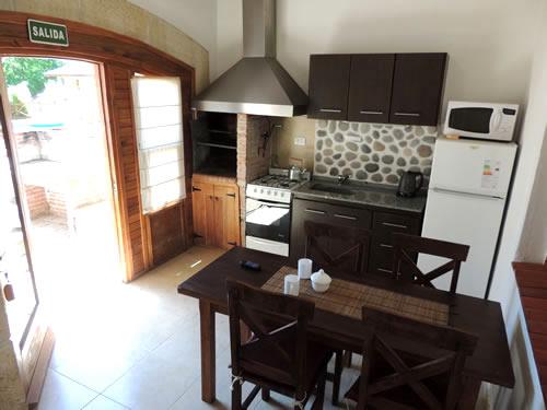 Alquilo Apart Hotel Villa Maya en Villa Gesell zona  a 200 Mts de la Playa 