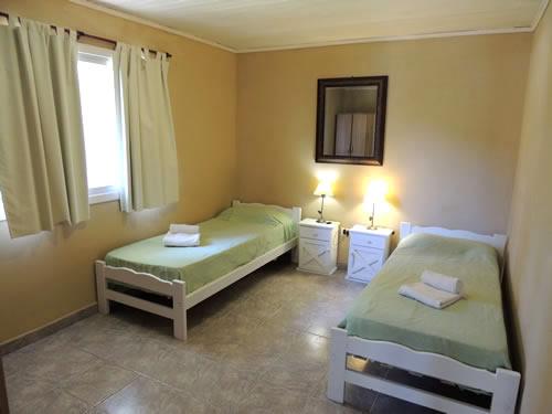 Alquilo Apart Hotel Villa Maya en Villa Gesell zona  a 200 Mts de la Playa