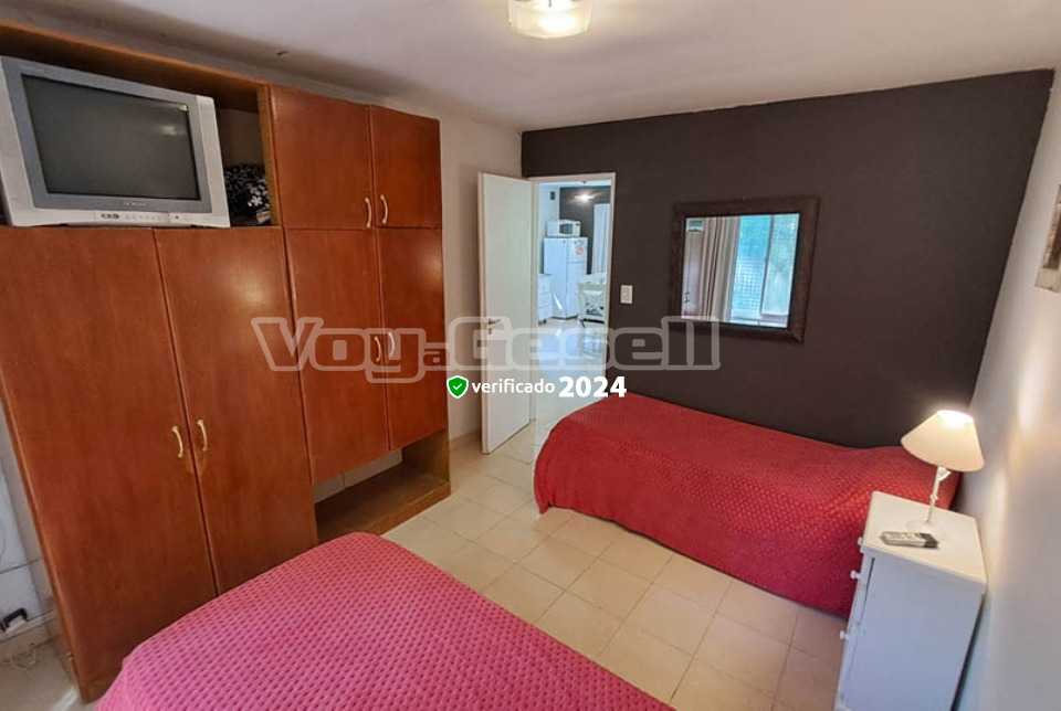 Alquilo Apart Hotel Villa Maya en Villa Gesell zona  a 200 Mts de la Playa