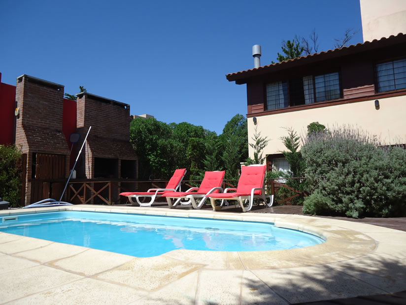 Villa Olimpia: Complejo de Cabañas en Villa Gesell zona Barrio Norte