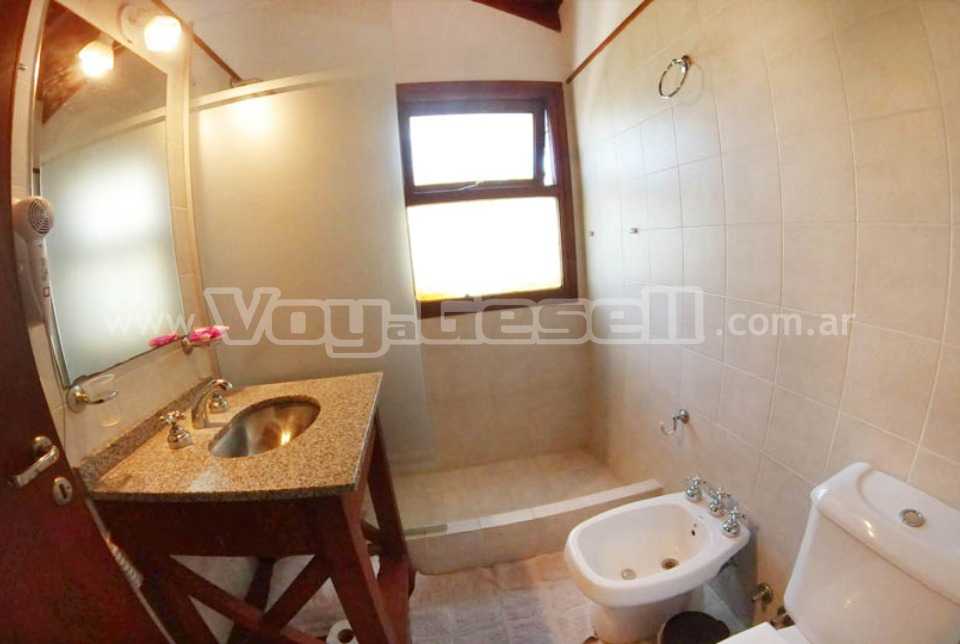 Alquilo Complejo de Cabañas Villa Olimpia en Villa Gesell zona  a 80 Mts de la Playa