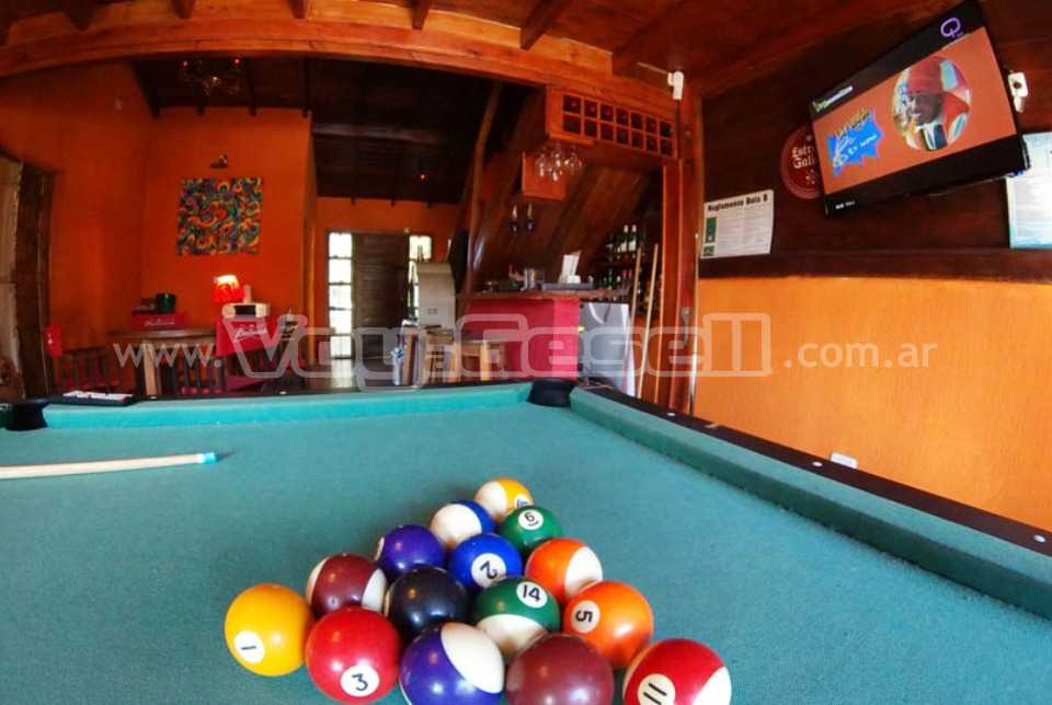 Alquilo Complejo de Cabañas Villa Olimpia en Villa Gesell zona  a 80 Mts de la Playa