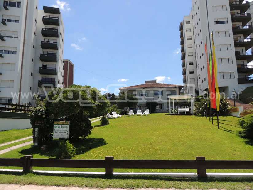Alquilo Departamentos con Servicios YAI Departamentos en Villa Gesell zona  a 100 Mts de la Playa