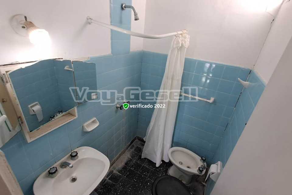 Alquilo Hostería Zodiaco en Villa Gesell zona  a 200 mts de la Playa