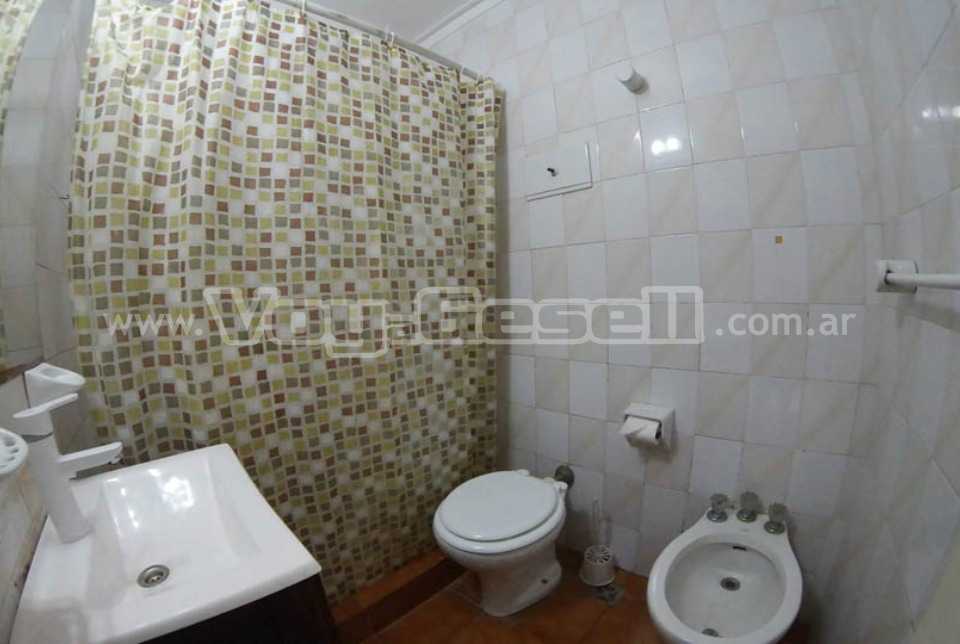 Alquilo Duplex Esmeralda en Villa Gesell zona Centro a 200 Mts de la Playa