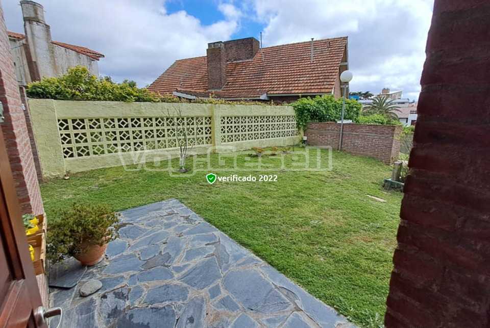 Alquilo Departamento 7 Estrellas 4  en Villa Gesell zona Centro a 150 Mts de la Playa Parque lateral