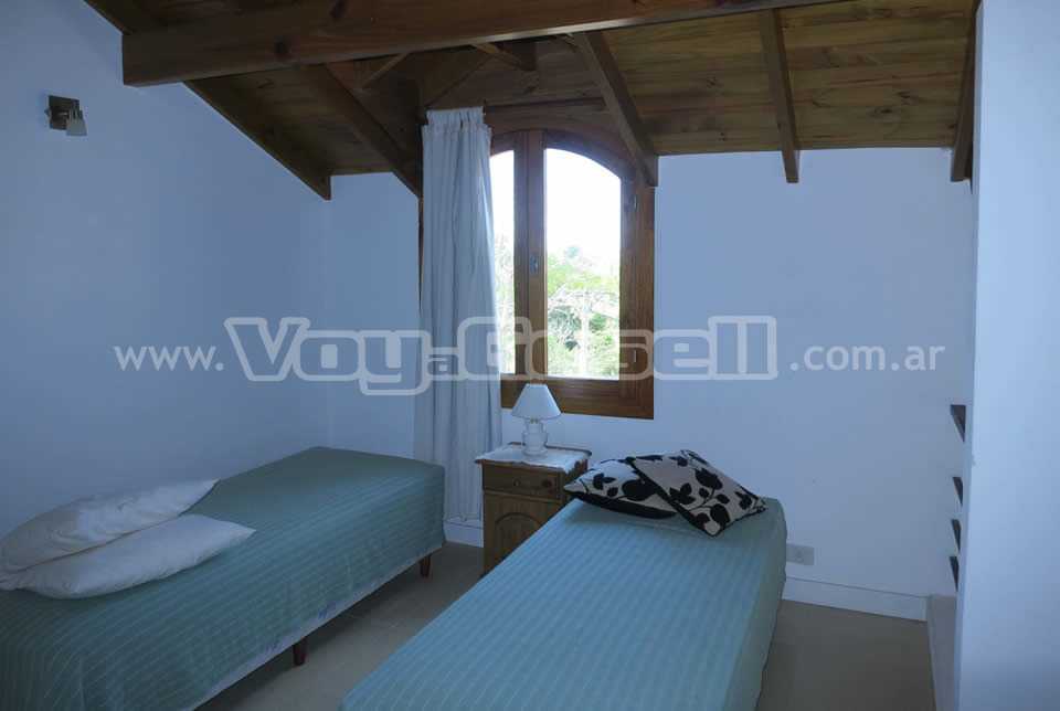 Alquilo Casa Altamar en Villa Gesell zona Barrio Norte a 600 Mts de la Playa