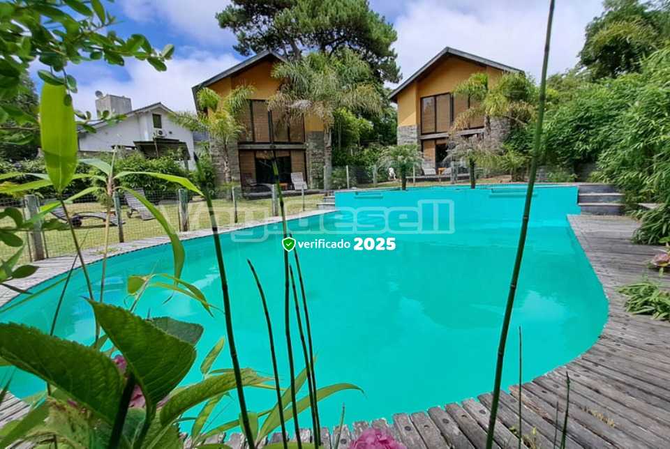 Alquilo Cabaña Bambu en Villa Gesell zona Barrio Norte a 1200 Mts de la Playa 