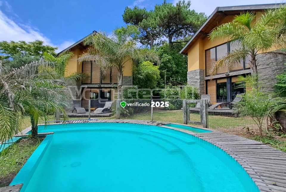 Alquilo Cabaña Bambu en Villa Gesell zona Barrio Norte a 1200 Mts de la Playa 