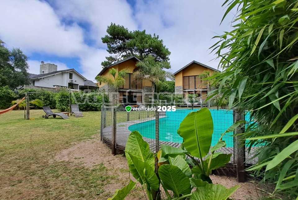 Alquilo Cabaña Bambu en Villa Gesell zona Barrio Norte a 1200 Mts de la Playa 