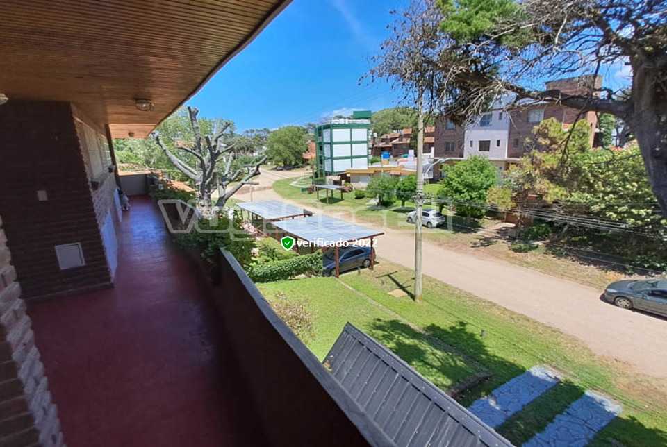 Alquilo Departamento Baronesa en Villa Gesell zona Centro a 200 Mts de la Playa 