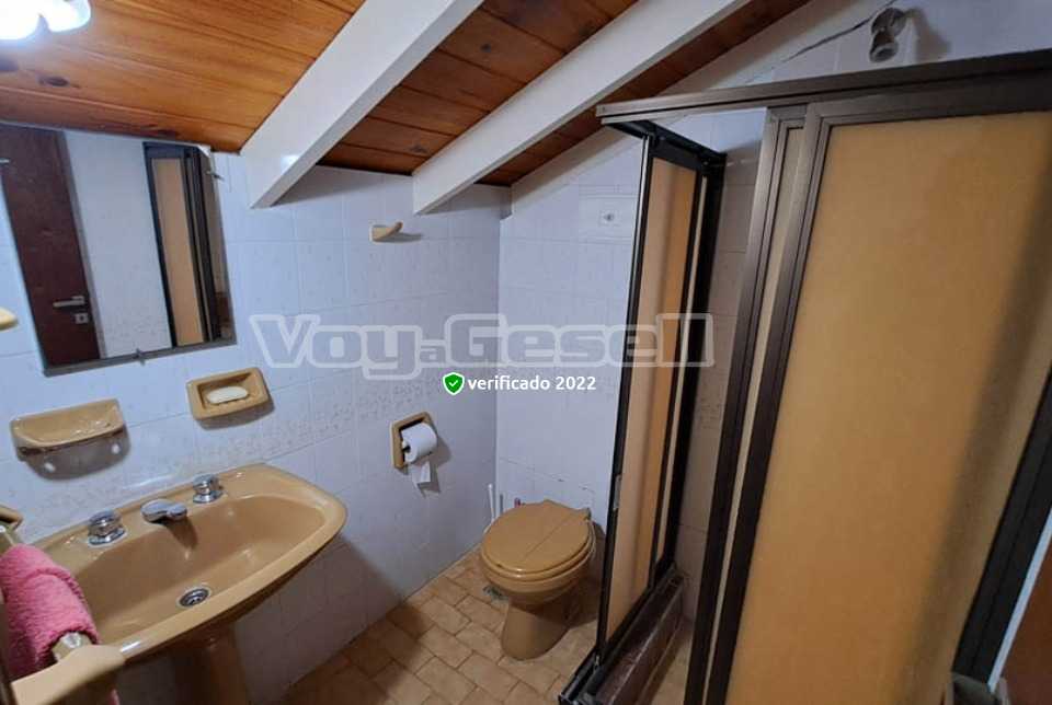 Alquilo Departamento Baronesa en Villa Gesell zona Centro a 200 Mts de la Playa