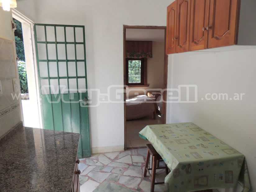 Alquilo Casa Casa Atilio en Villa Gesell zona Centro a 700 Mts de la Playa