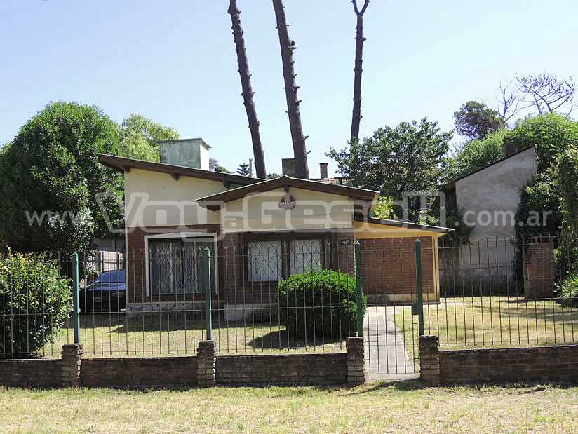 Casa Atilio: Casa en Villa Gesell zona Centro