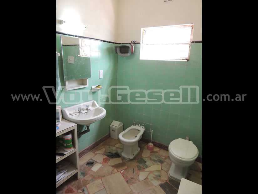 Alquilo Casa Casa Atilio en Villa Gesell zona Centro a 700 Mts de la Playa