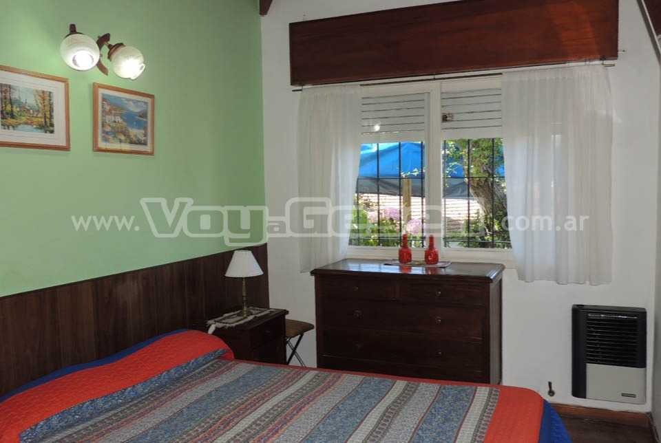 Alquilo Chalet Casa Stella en Villa Gesell zona Barrio Norte a 500 Mts de la Playa