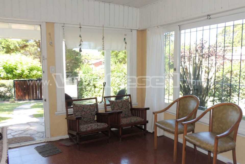 Alquilo Chalet Casa Stella en Villa Gesell zona Barrio Norte a 500 Mts de la Playa 