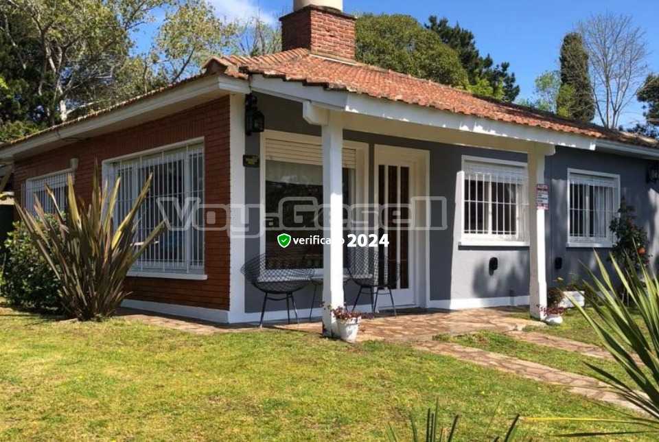 Casa Stella: Chalet en Villa Gesell zona Barrio Norte
