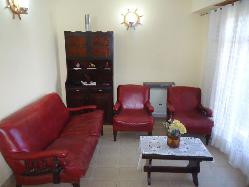 Alquilo Chalet Chalet Ermy en Villa Gesell zona Centro a 1 Cuadra de la Playa 