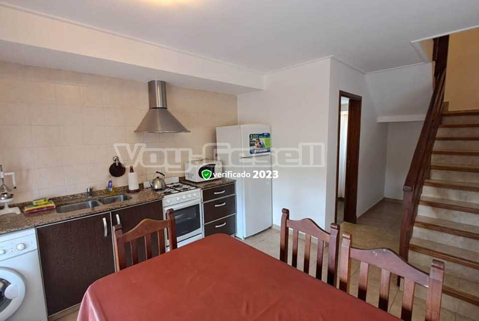 Alquilo Duplex Cuatro Estaciones Duplex en Villa Gesell zona Centro Comercial a 650 Mts de la Playa