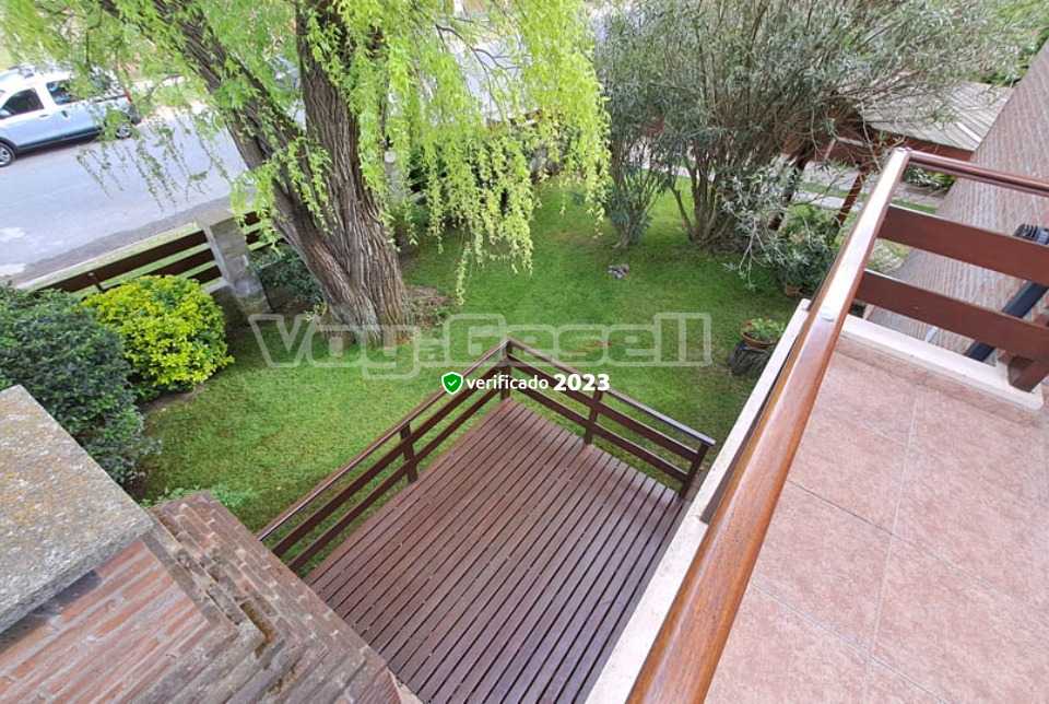 Alquilo Duplex Cuatro Estaciones Duplex en Villa Gesell zona Centro Comercial a 650 Mts de la Playa 